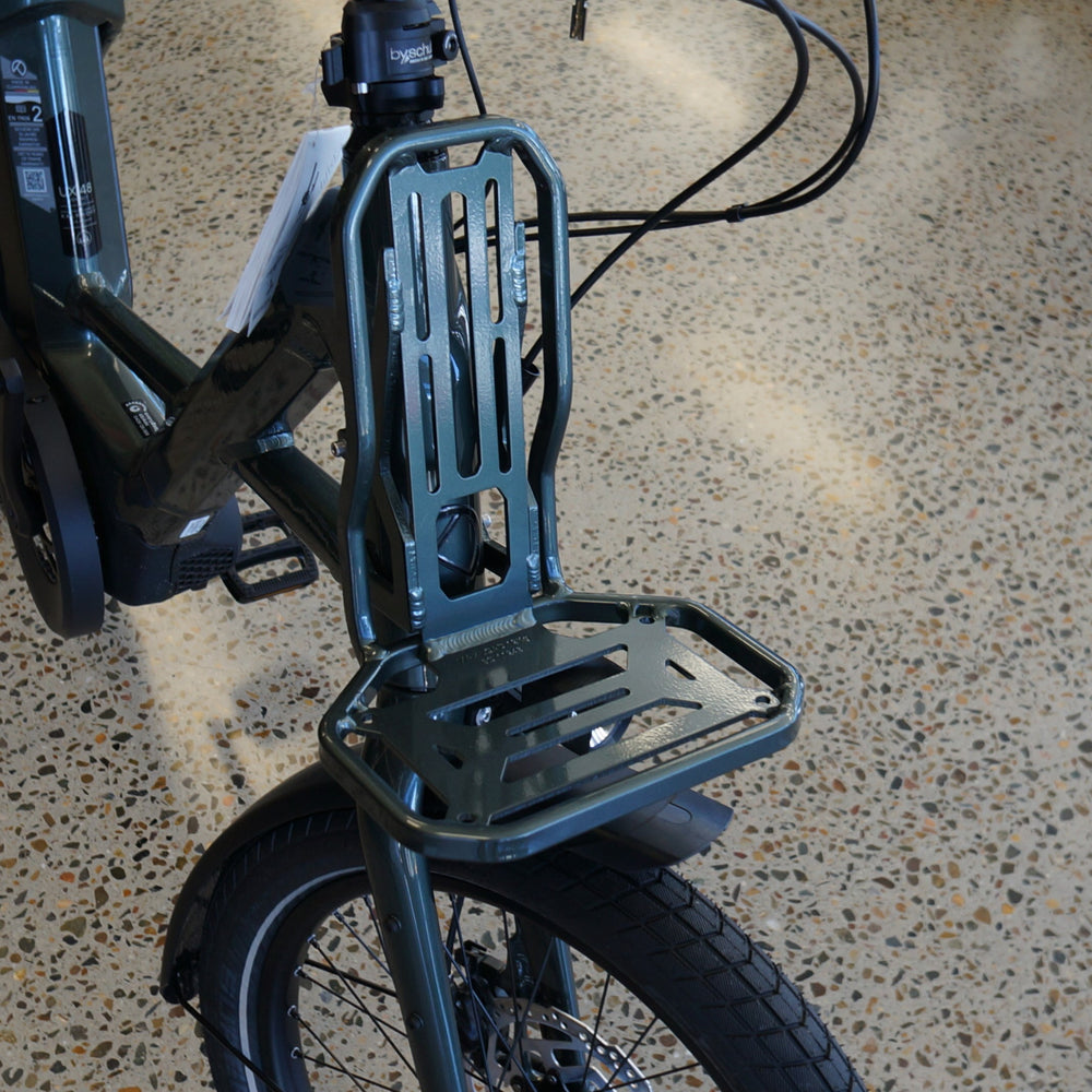 Front rack on electric bike