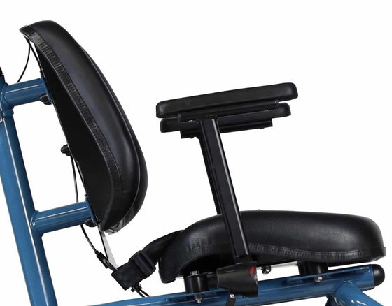 Chair on the Huka Diaz Electric Wheelchair Tandem Trike