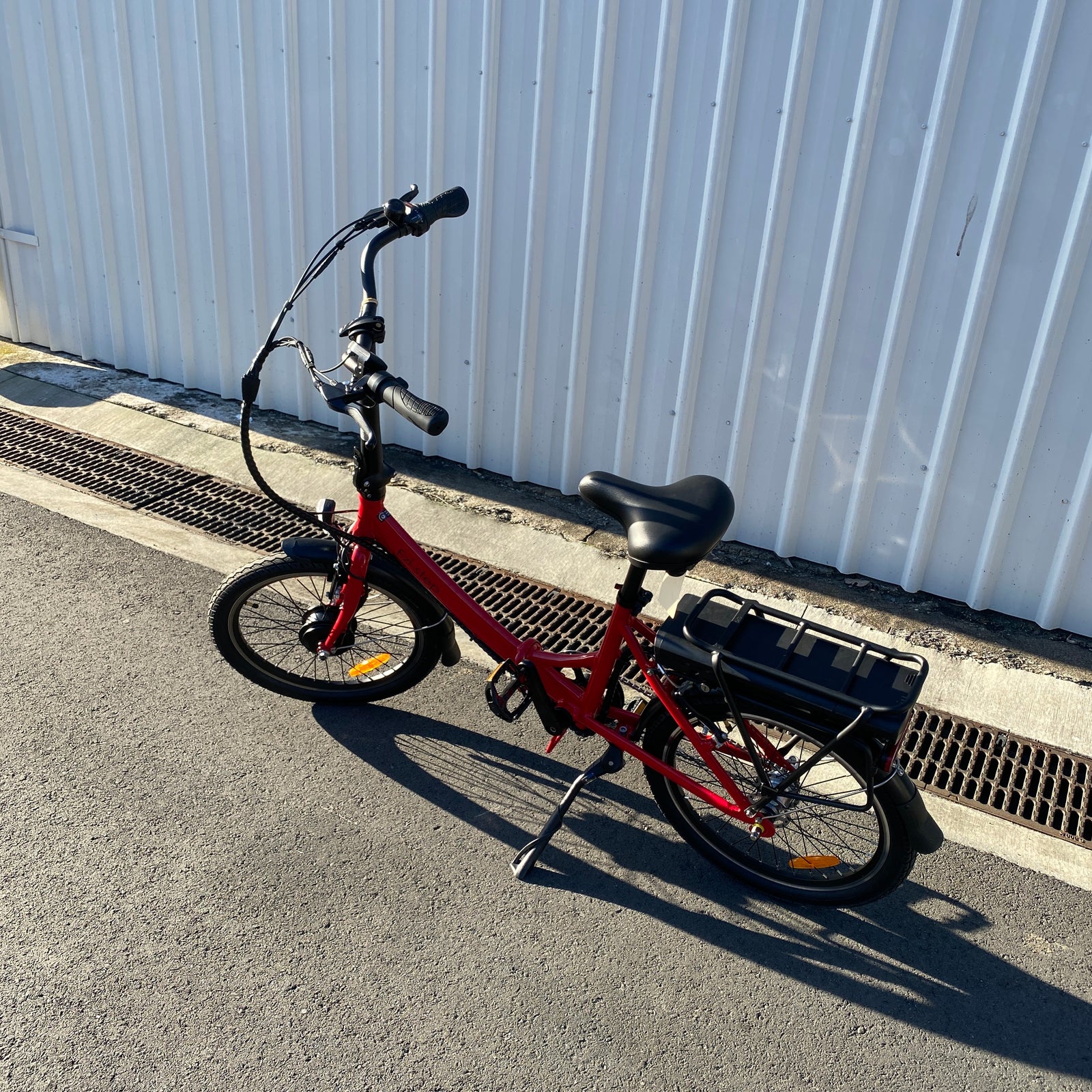 ezi-Step 20" Folding eBike (optional 2+2) — view 4