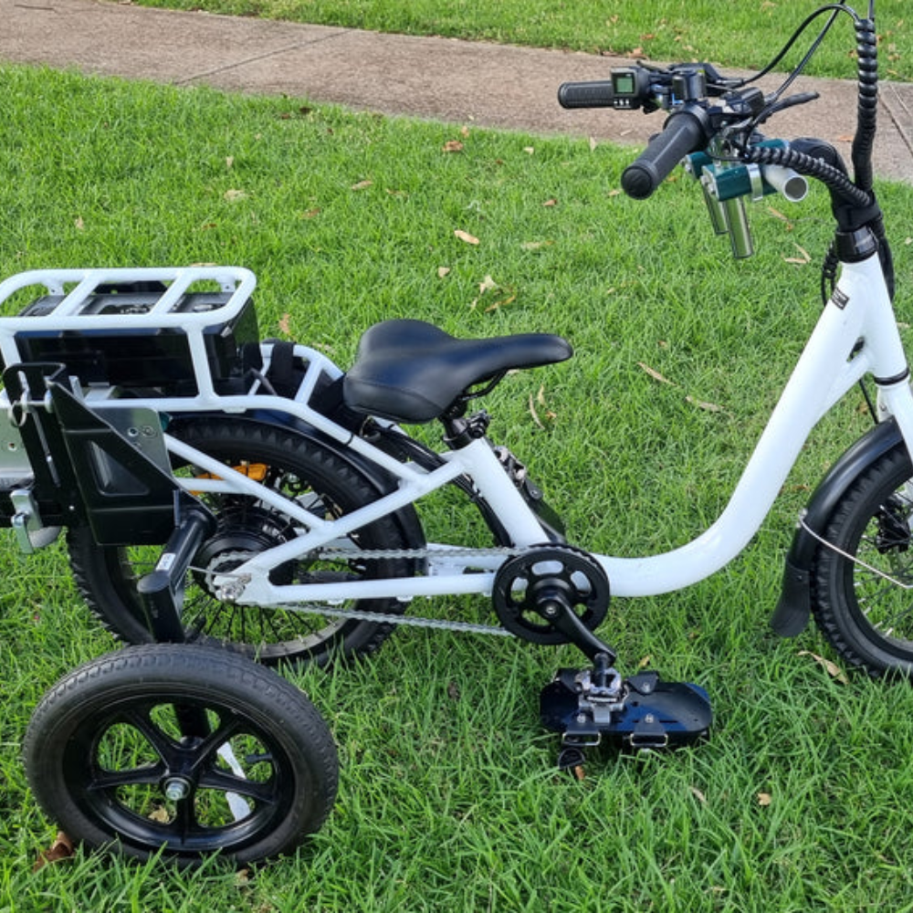 Stabilisers on lightning bike