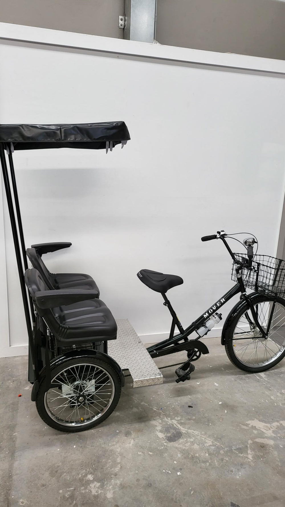 Black Worksman Chariot electric tricycle